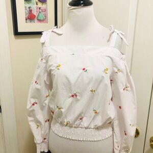 Maddie beautiful off shoulder cotton tops